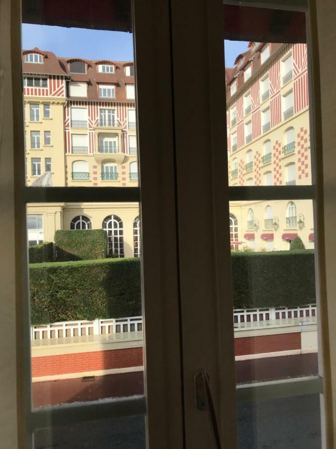 Le Royal Apartment *